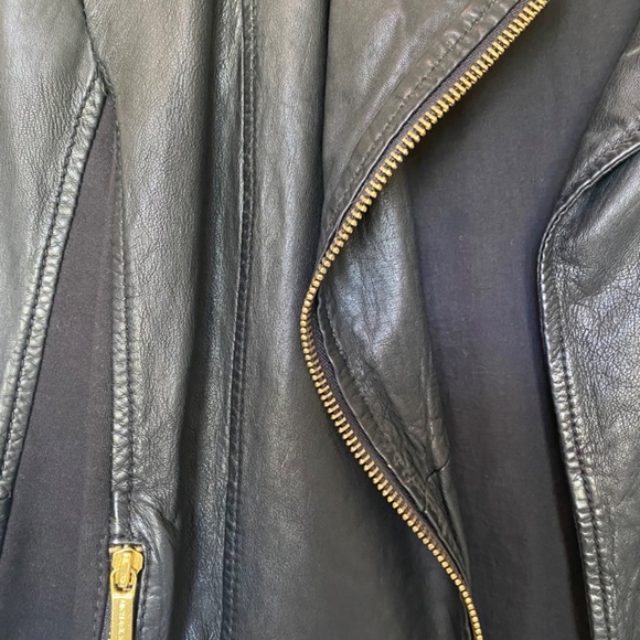 Michael Kors Leather Jacket. Size 6. - Picture 5 of 8
